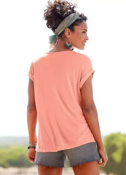 Buffalo T-Shirt With Decorative Buttons -Modish Dress Up Buffalo T Shirt with Decorative Buttons56353124FRSP W01