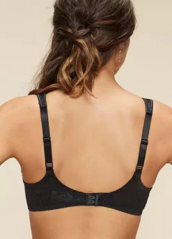 Triumph ’Comfort’ Minimiser Bra -Modish Dress Up Triumph Comfort Minimiser Bra36538706FRSP W01