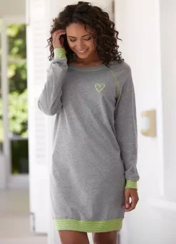 Vivance Dreams Contrast Trim Heart Print Nightie