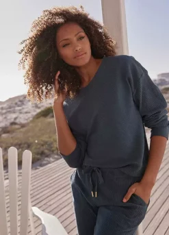 S.Oliver Round Neck Cotton Sweatshirt -Modish Dress Up s.Oliver Round Neck Cotton Sweatshirt92216911FRSP W01